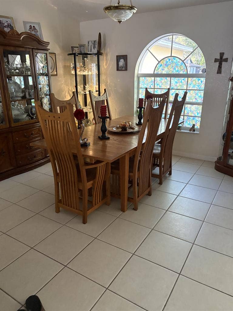 Room available to rent