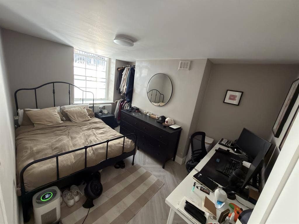 Room to rent in flat | Shadwell