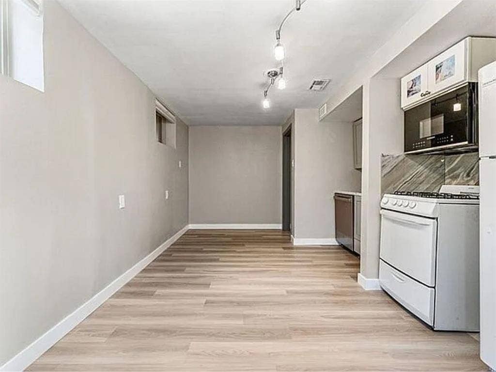 Newly Built 2Bedr00m For Rent