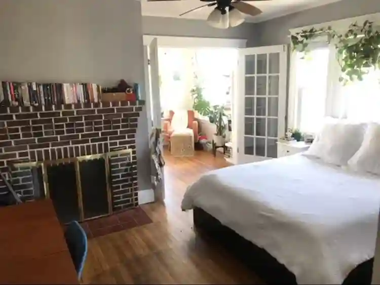 Large room for rent!