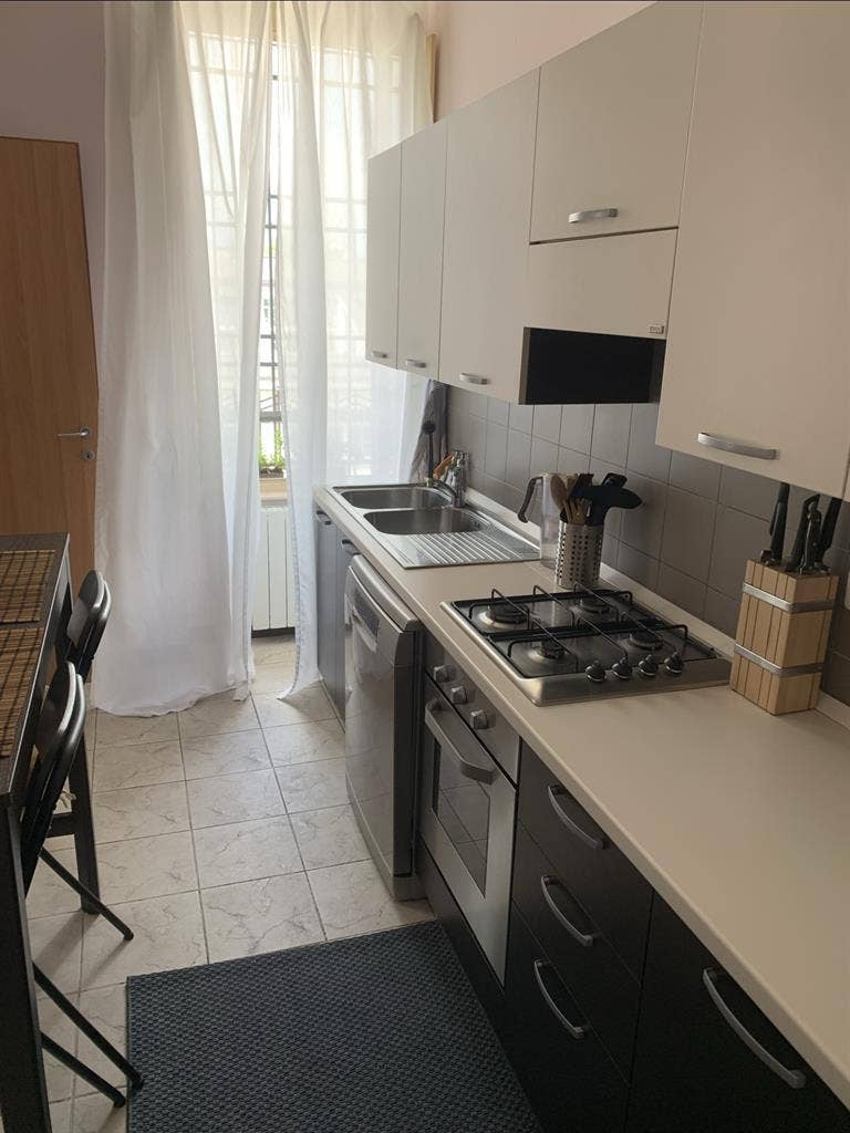 Two-bedroom apartment near Bocconi