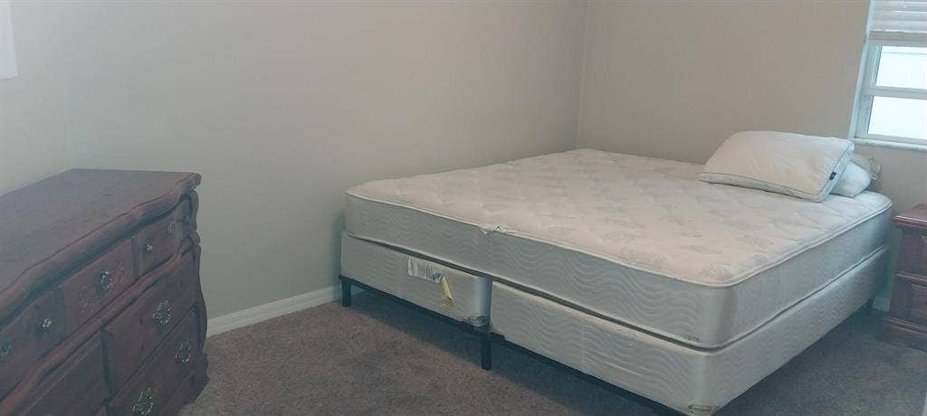 Room for rent 8-1-26 in Sanford