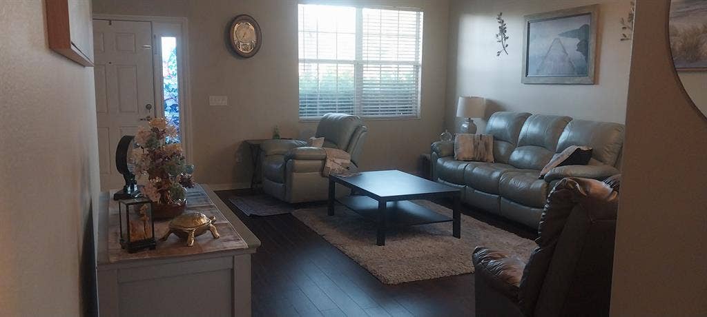 Room for rent 8-1-26 in Sanford