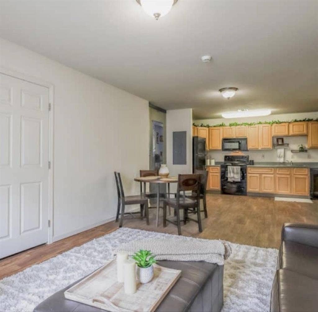 LEASE TAKEOVER – WICHITA, KS