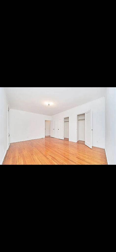 Spacious Bedroom in Bayridge