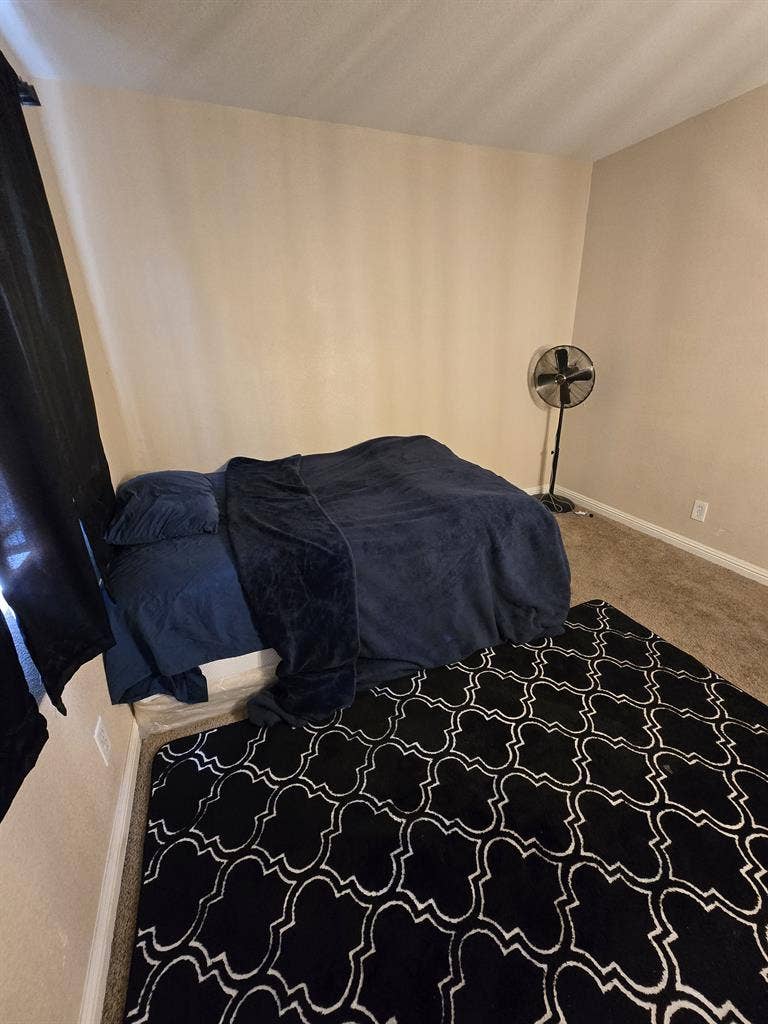 Private Room in Southeast LV!
