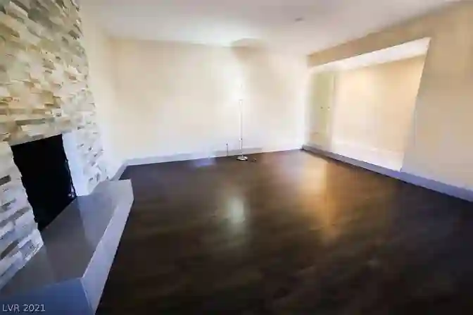 Private Room in Southeast LV!