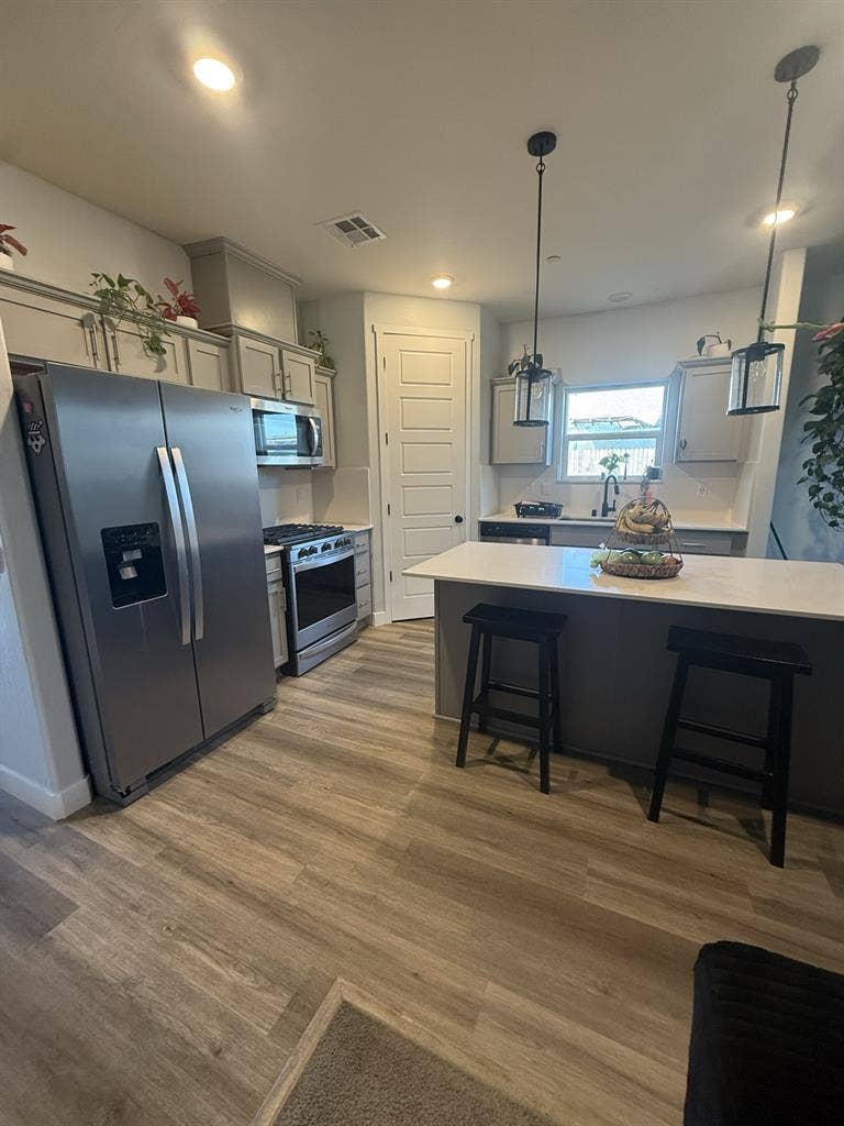 SW room for rent