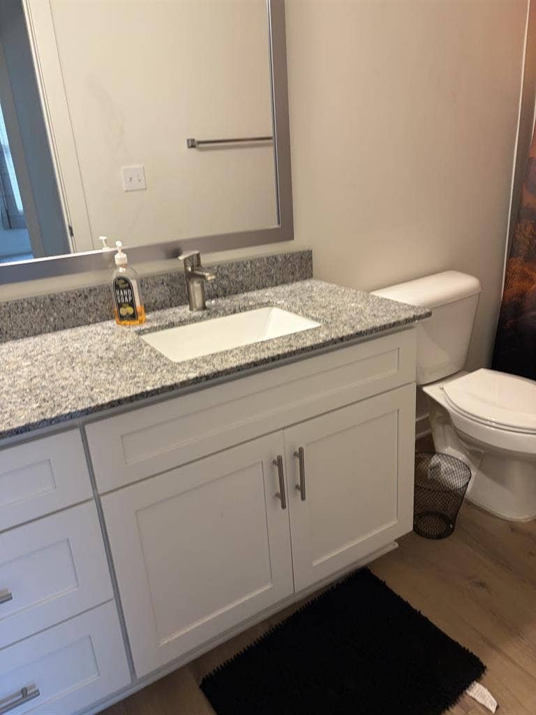 Looking for a roommate