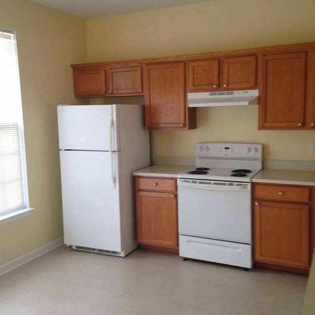 1 bedroom with 1 bathroom for ren