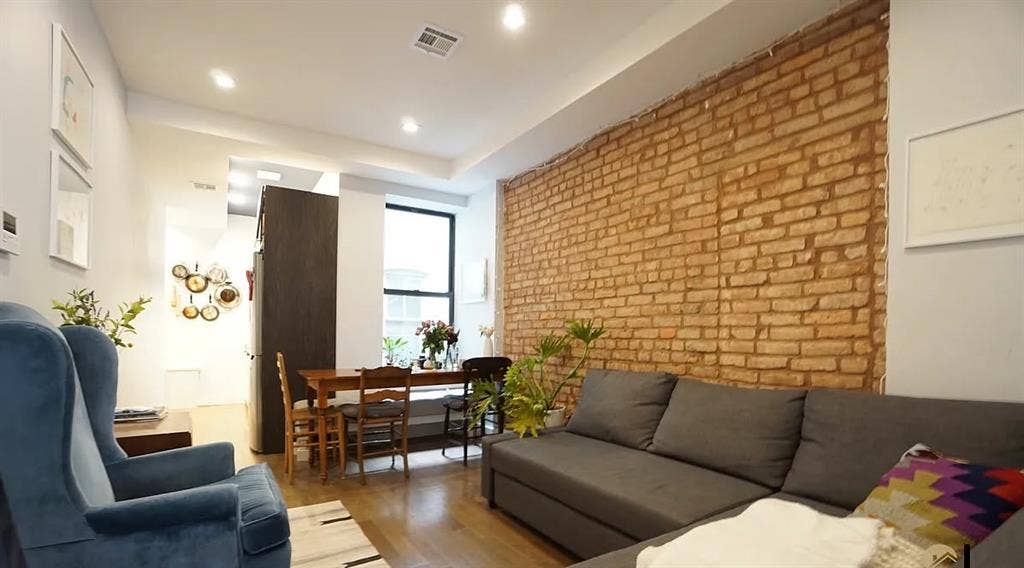 Ridgewood Furnished space