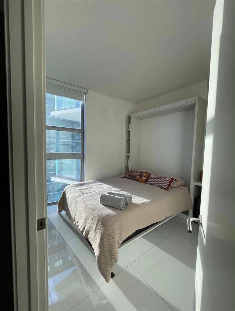 🏡 Looking for a roommate (Brickell