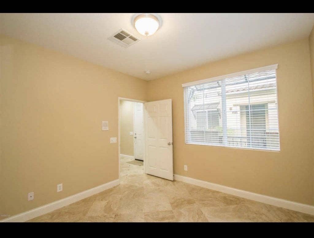Room Available - Old Town Camarillo