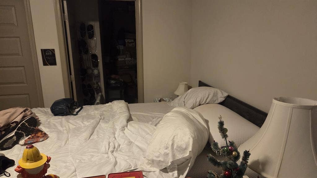 Offering a room in a nice area