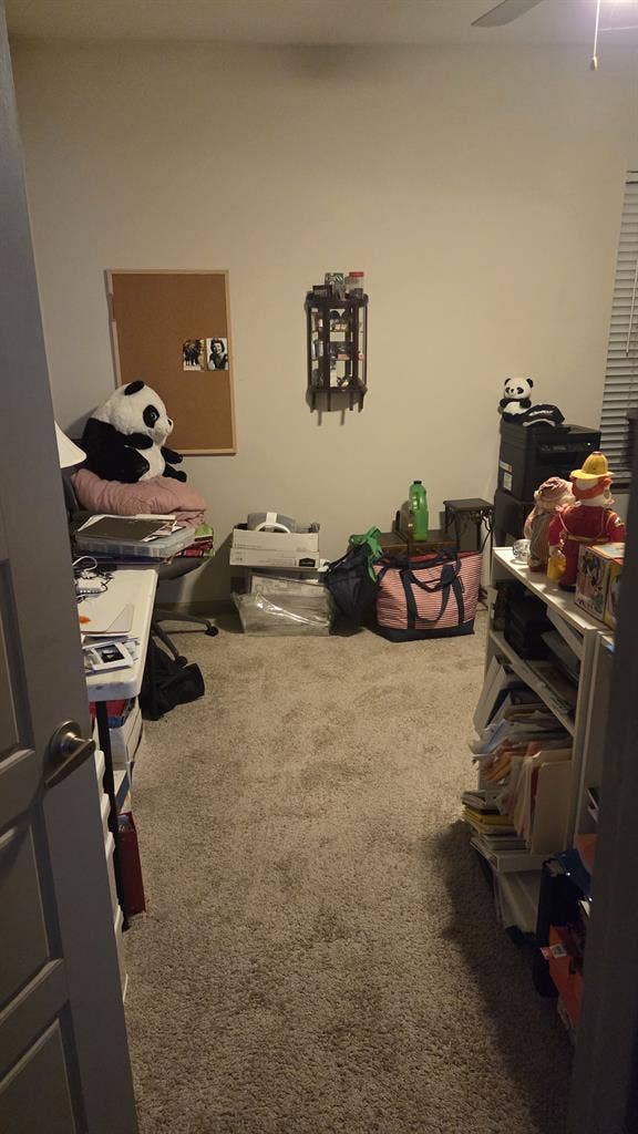 Offering a room in a nice area