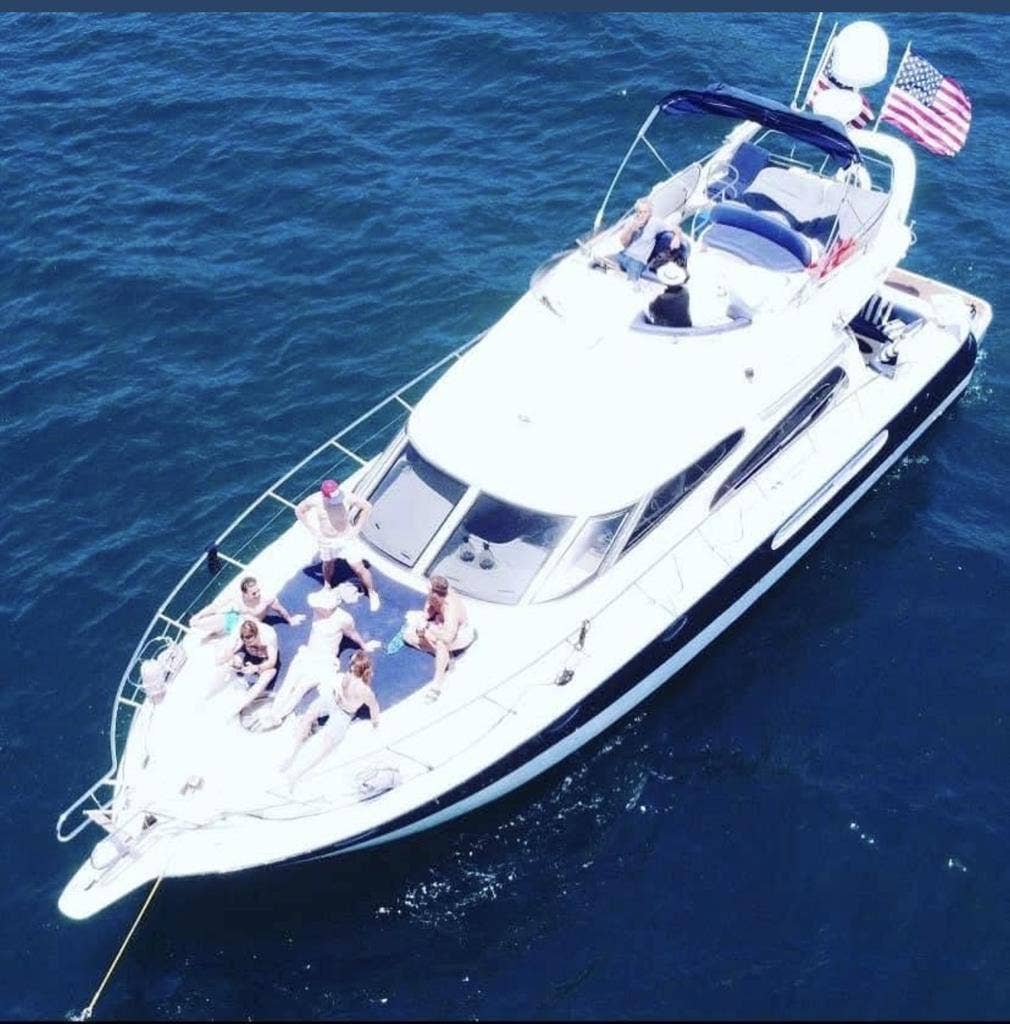Room on a yacht