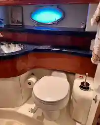 Room available on Italian yacht i