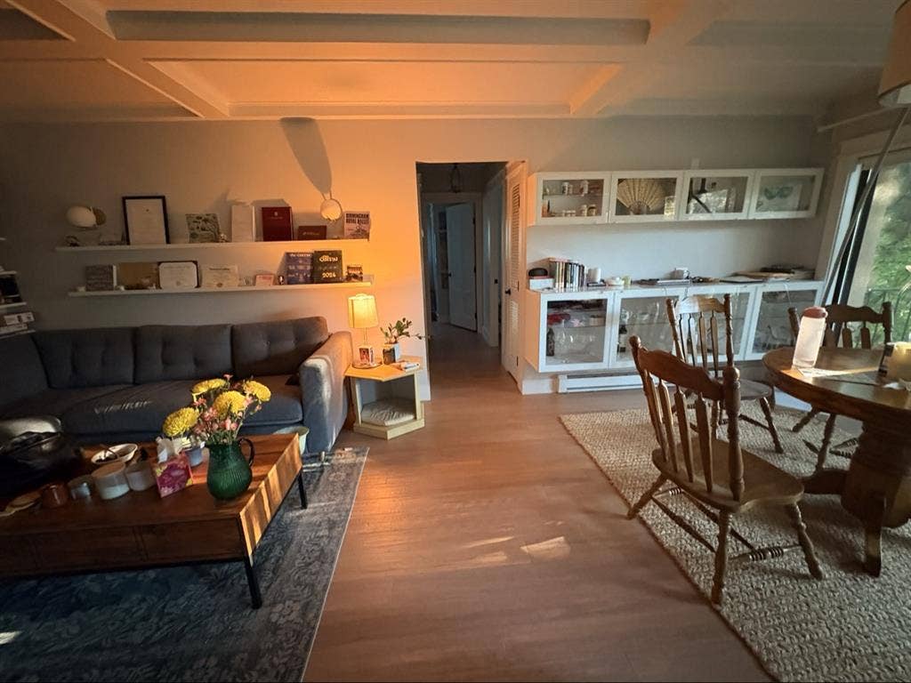 Room in Goose Hollow 2b2b Apartment