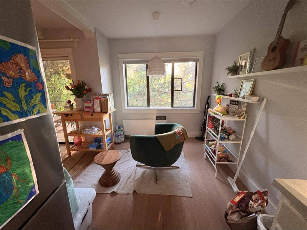 Room in Goose Hollow 2b2b Apartment