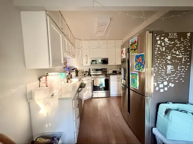 Room in Goose Hollow 2b2b Apartment