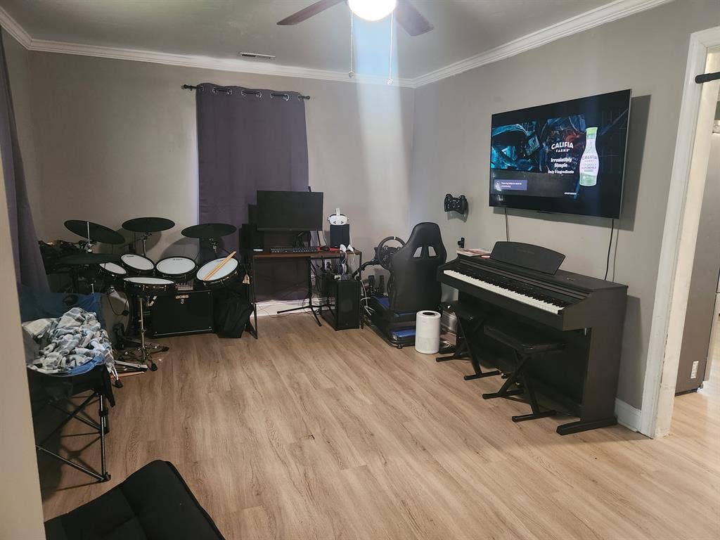Room for rent, utilities included
