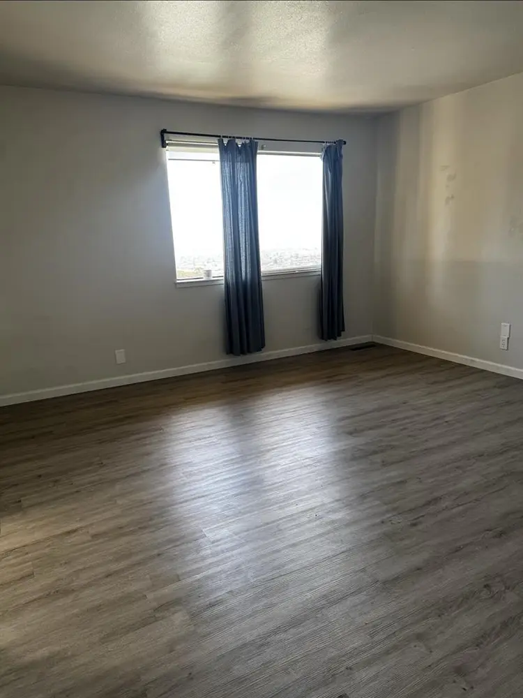 Spacious Master Bedroomm