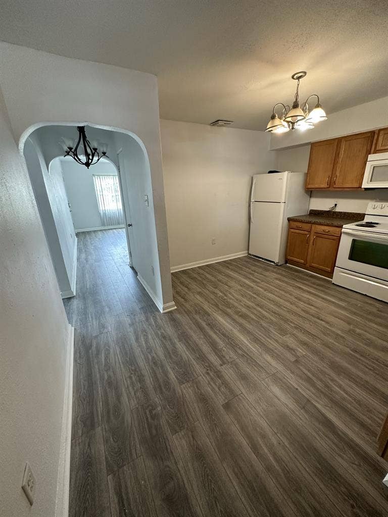 Beautiful downtown Kissimmee Home!