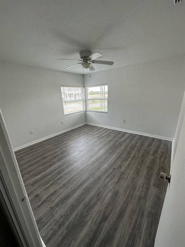 Beautiful downtown Kissimmee Home!