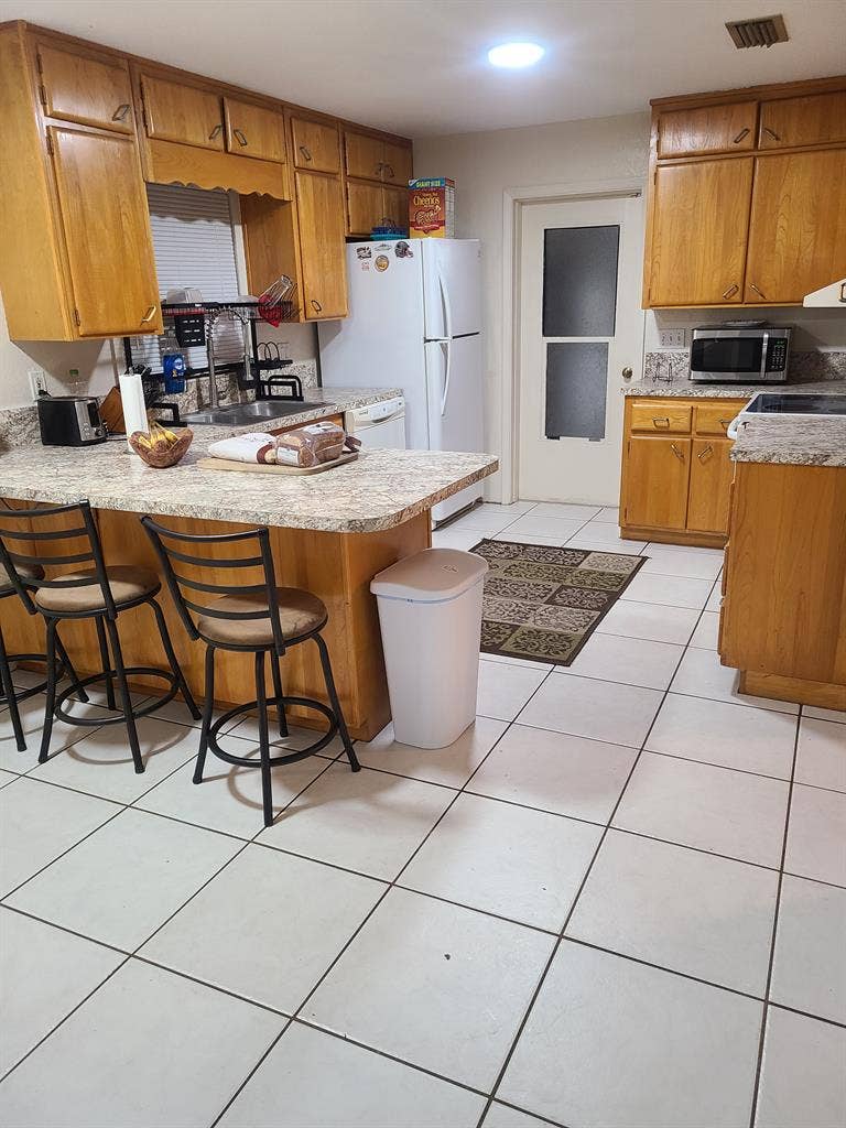 Furnished room for rent