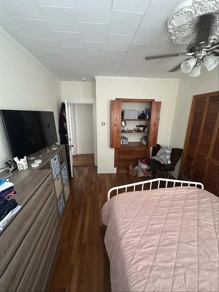 ISO Brighton MA Roommate