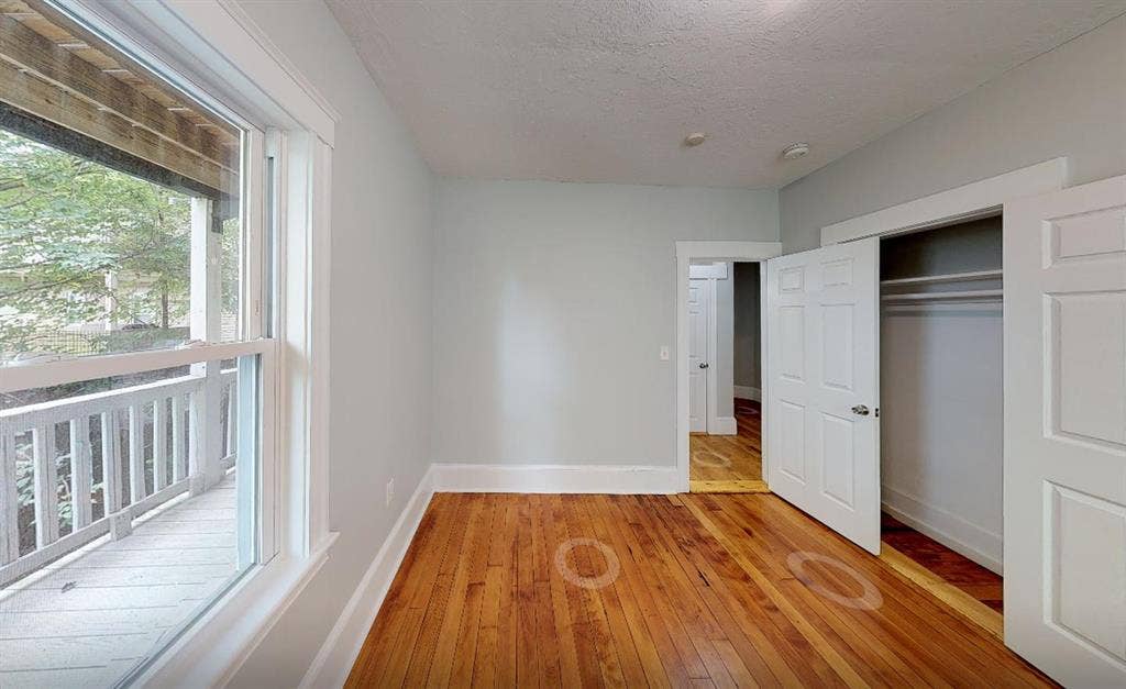 1 BR in Boston