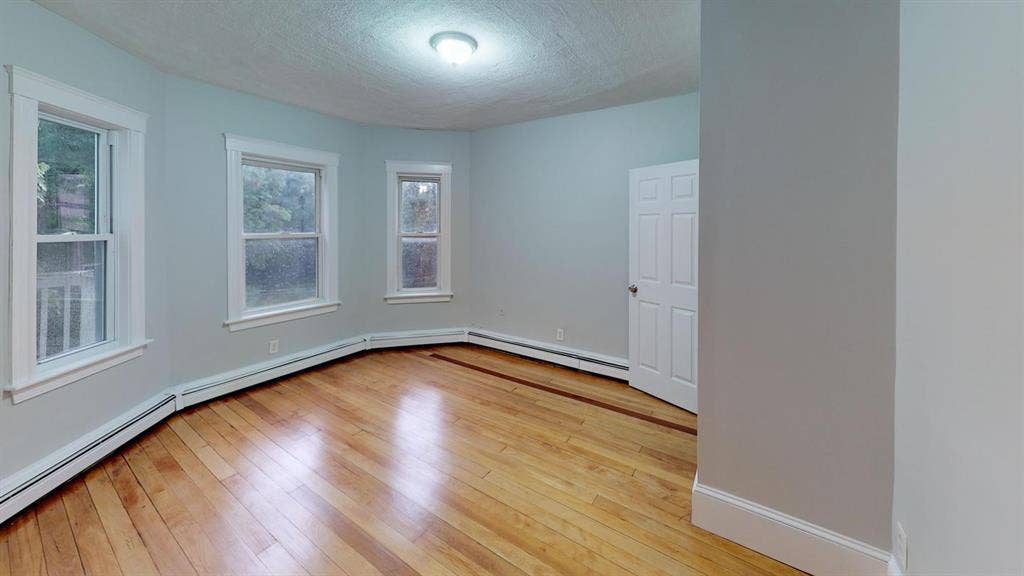 1 BR in Boston
