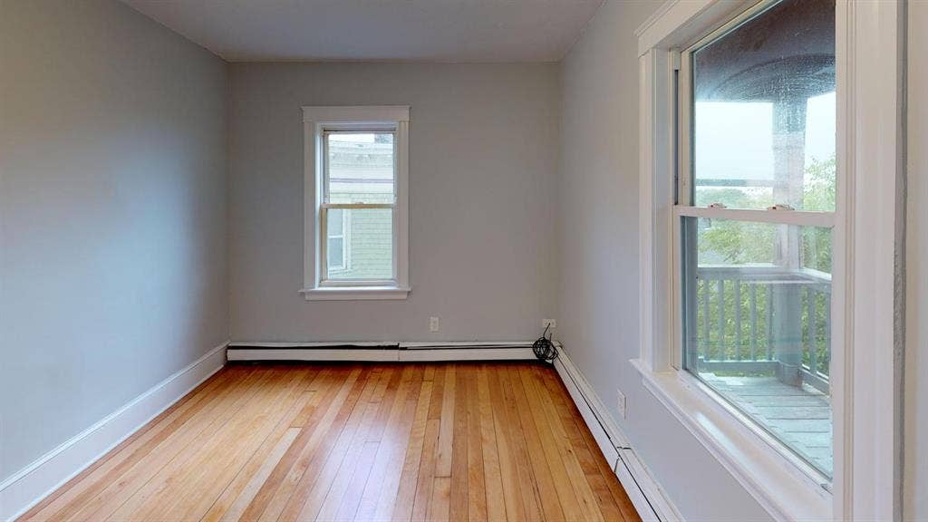 1 BR in Boston