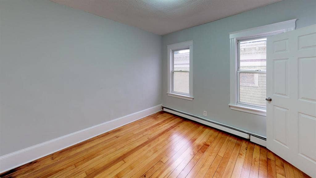 1 BR in Boston