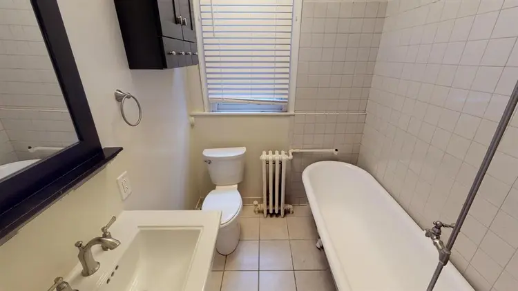 1 BR in Washington
