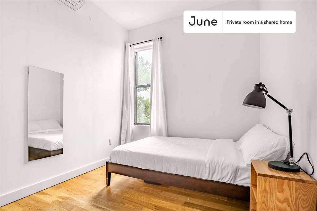 5 BR in New York City