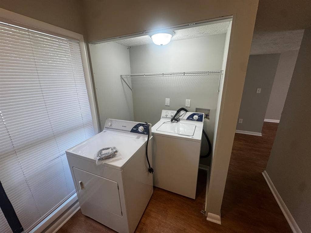 3 BR in Forest Park