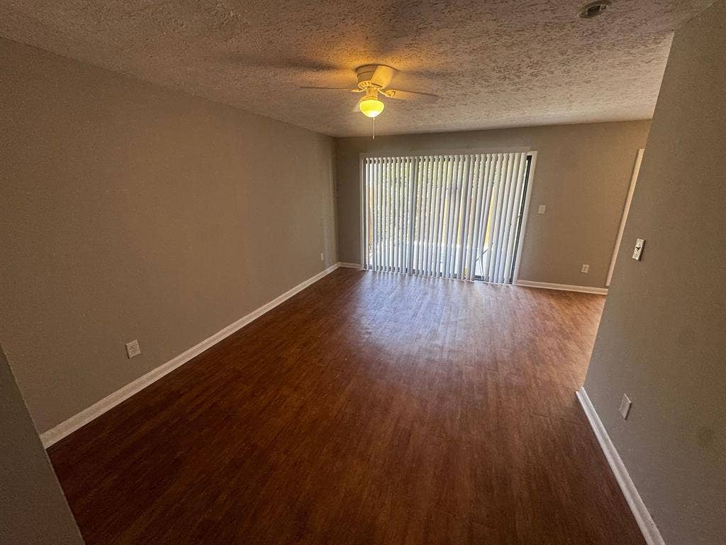 3 BR in Forest Park