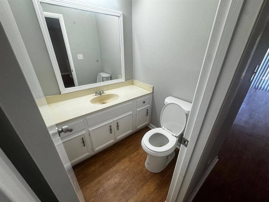 3 BR in Forest Park