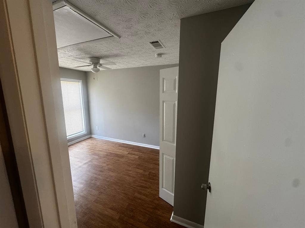 3 BR in Forest Park