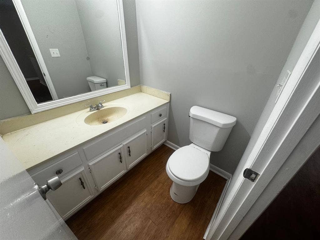 3 BR in Forest Park