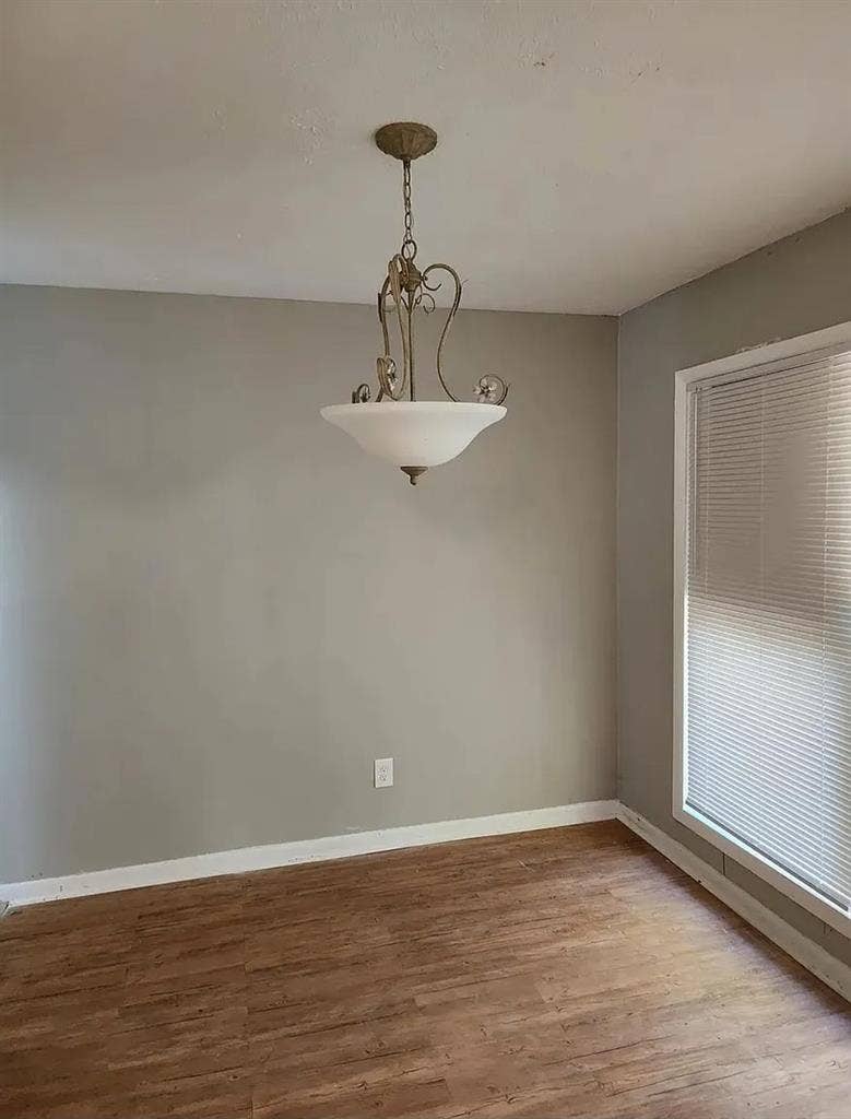3 BR in Forest Park