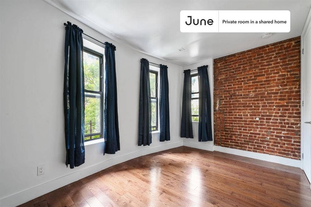 4 BR in New York City