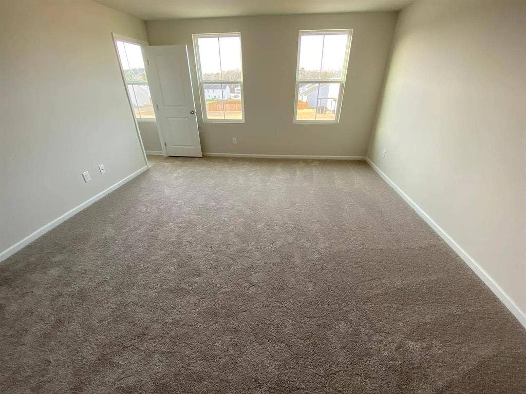 5 BR in Angier