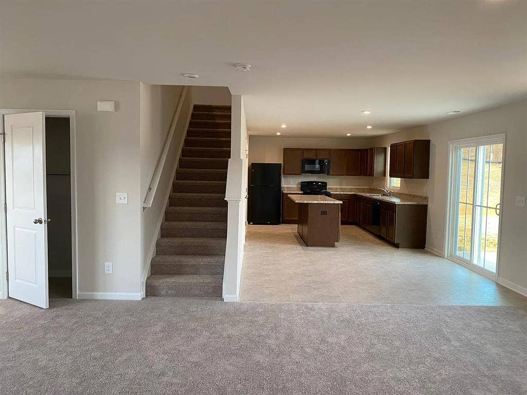 5 BR in Angier