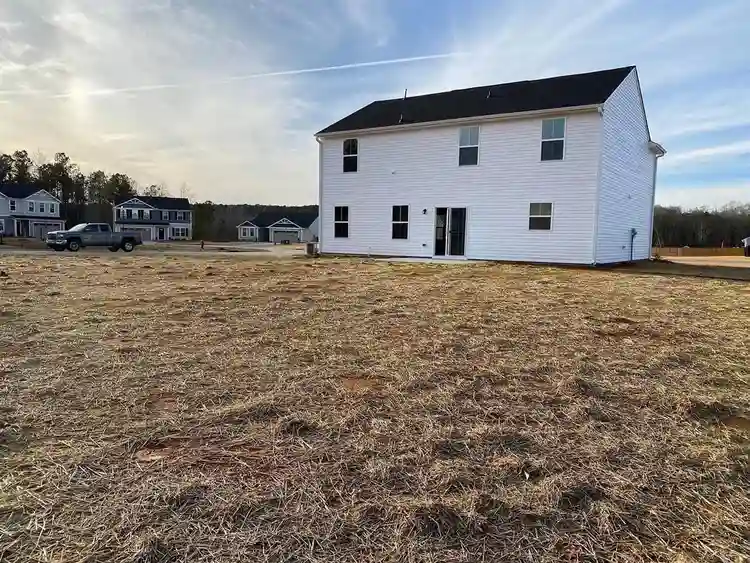 5 BR in Angier