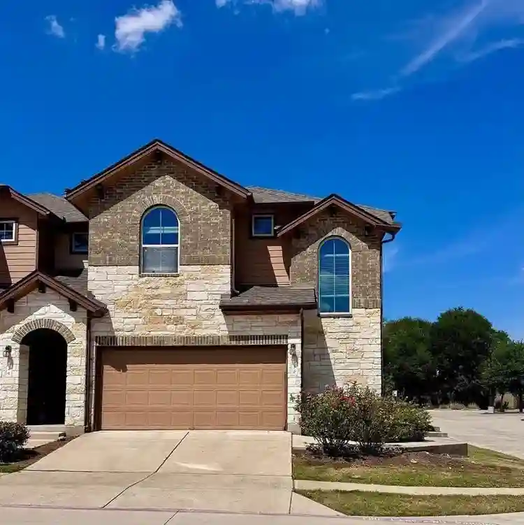 3 BR in Round Rock