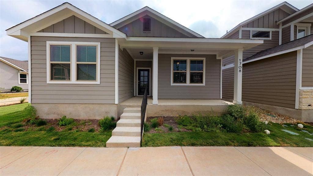 4 BR in Leander