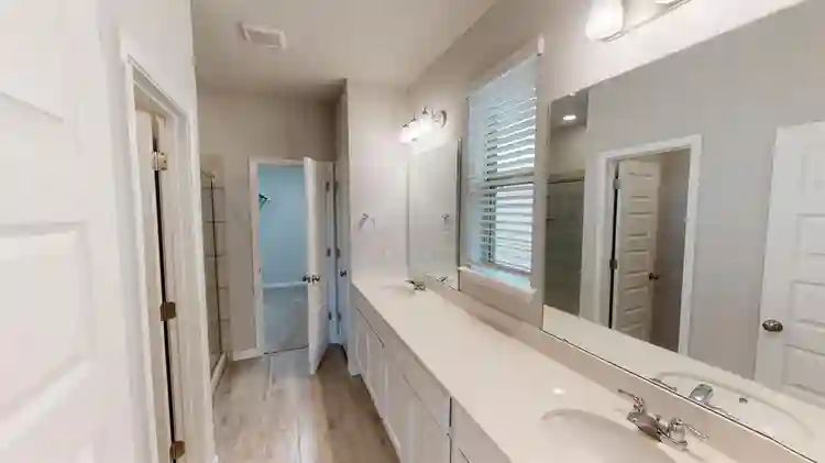 4 BR in Leander