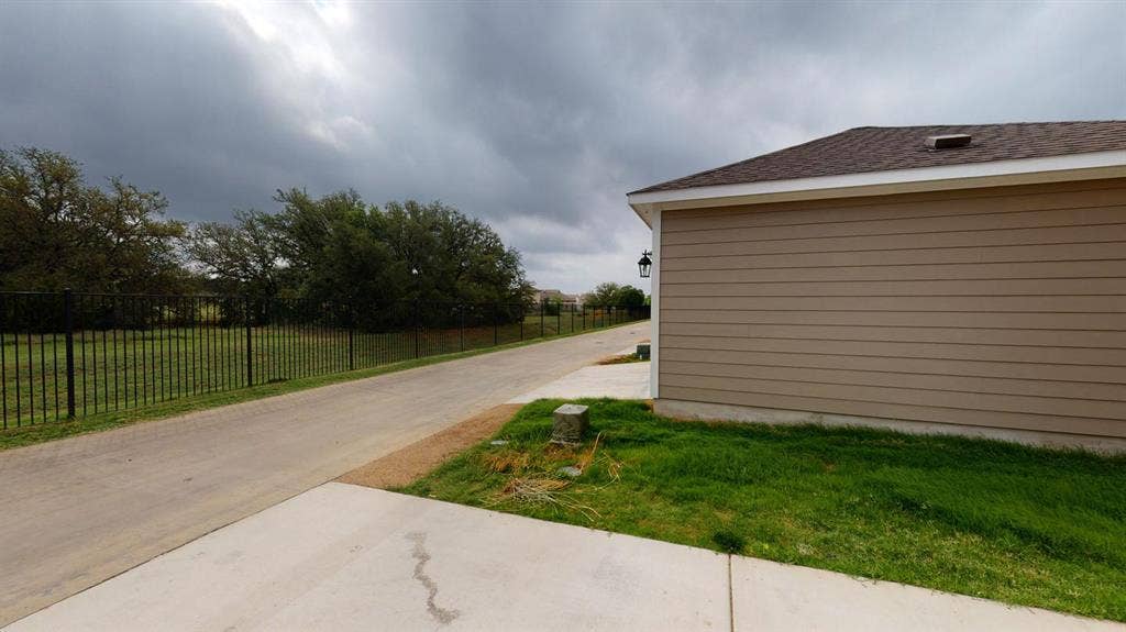 4 BR in Leander